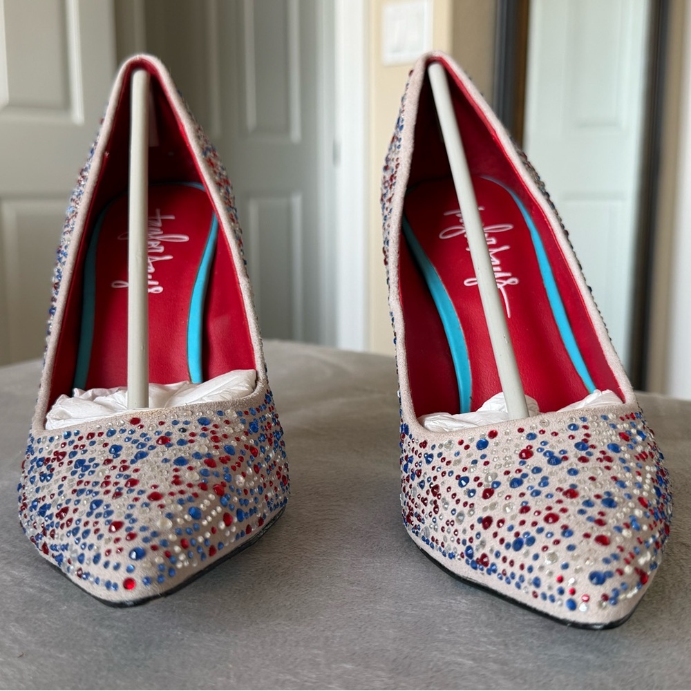 Taylor Says Fire Cracker Heel